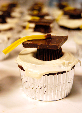 Chocolate Peanut Butter Graduation Cupcakes